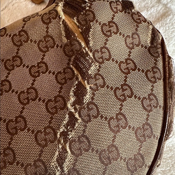 Authentic Gucci bag - Picture 11 of 16